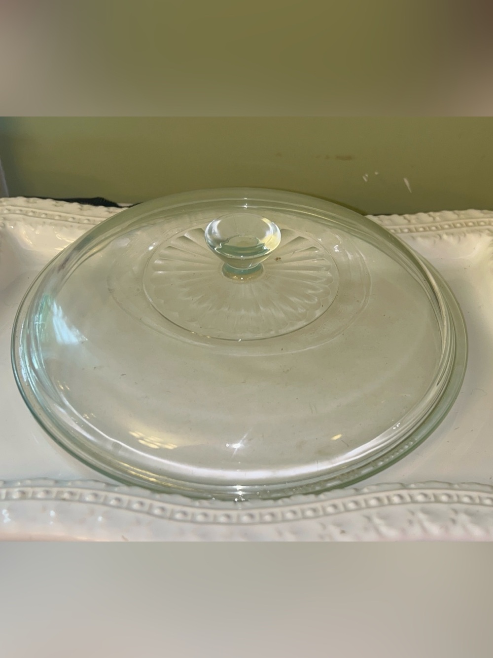 Pyrex Glass 624C Vintage Replacement Lid 8.75in diameter